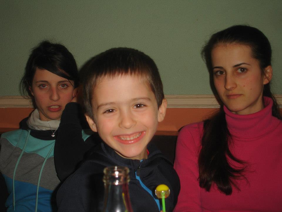 33842_580120168672030_687072988_n